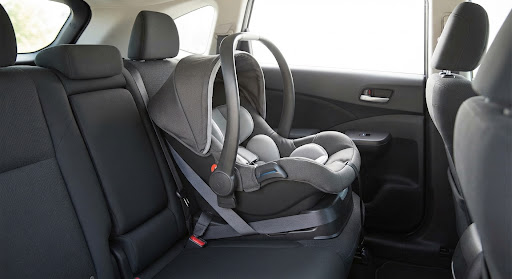 Kenapa Car Seat Perlu Dibersihkan Secara Berkala?